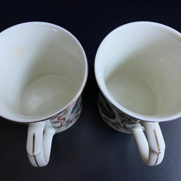 Magic of Christmas Fine Porcelain Mugs by LENOX 1997 Set of 2 - Picture 3 of 6